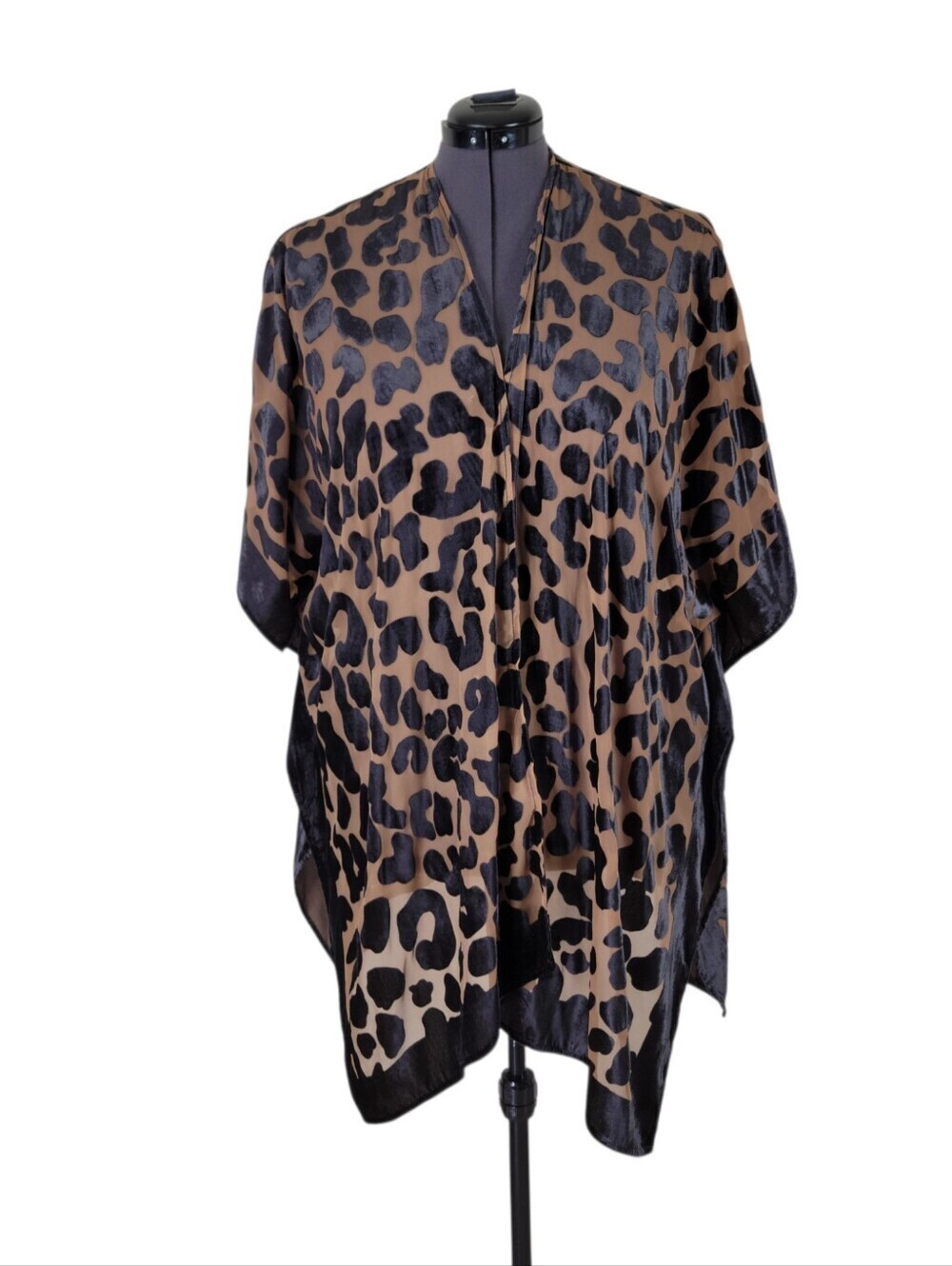 Torrid Kimono Size 3 4 3X 4X Velour Leopard Print Cover Up Top Sleeves Layering - Picture 2 of 10